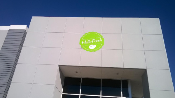 Exterior Panel Signs in Grand Prairie Texas